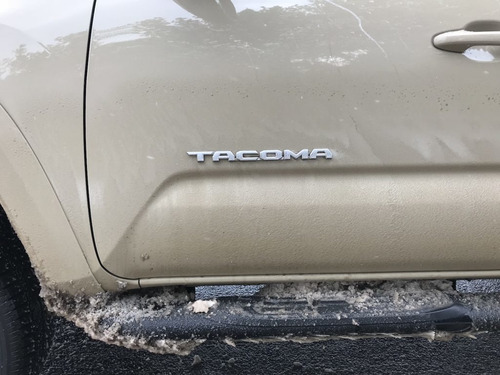 Emblema De Puerta Toyota Tacoma 2016-2020 Foto 8