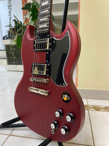 Guitarra EpiPhone Sg G400 Cherry - Semi Nova