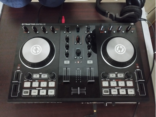 Controlador Traktor S2 