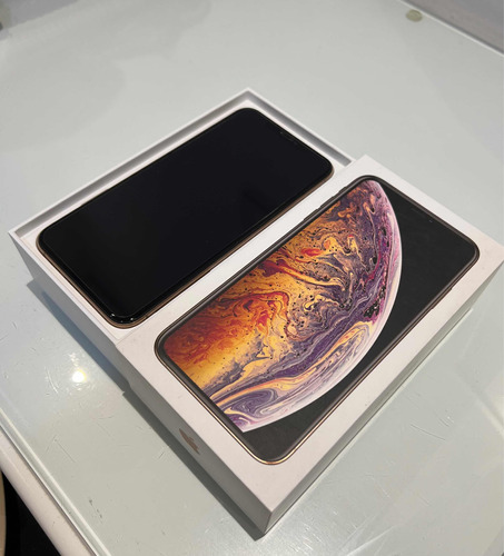 iPhone XS Max - 64 Gb