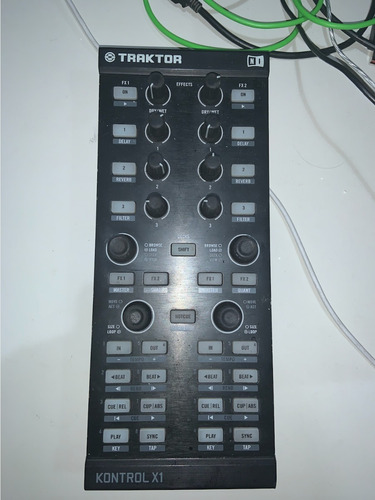 Traktor Kontrol X1 Mk1 A Excelente Precio