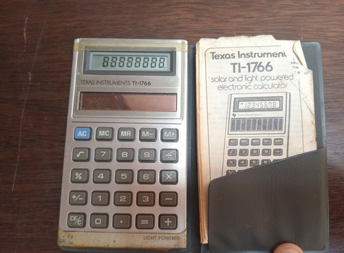 Calculadora Texas Instruments Ti-1766