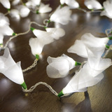 Luminária Fio De Luz Organza Flor Branca Com Verde Bivolt