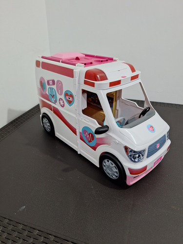 Ambulancia Barbie