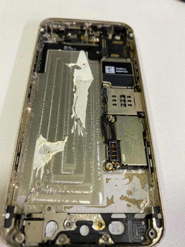 Placa iPhone 5s (não Liga) Com Carcaça Dourada