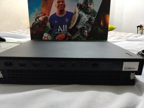 Xbox One X 1 T 