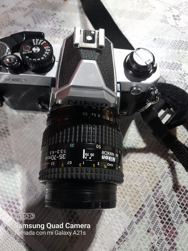 Camara Nikon Fm2 Con Objetivo 35/70mm