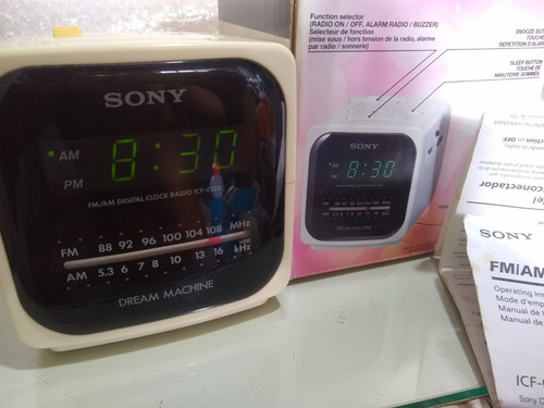 Rádio Relógio Sony Dream Machine ,  Perfeito Mod.  Icf-c122