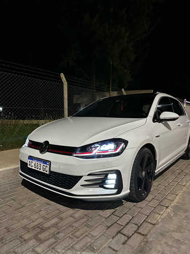 Volkswagen Golf 2018 2.0 Gti Tsi App Connect