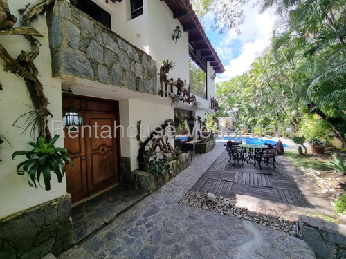 Casa En Venta En Caurimare Caracas Piscina Calle Cerrada Jardin Casas Angela Tochon - Imagen 2