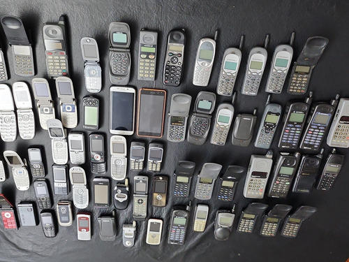 Colección 138 Antiguos Teléfonos Celulares