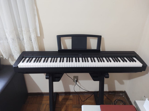 Piano Digital Yamaha P35