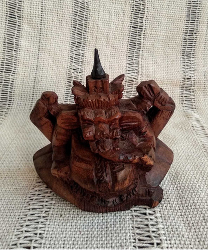 Ganesha De Madera