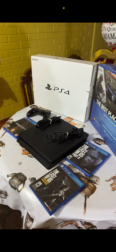 Consola Playstation 4 Sony Slim De 1 Tb, Color Negro