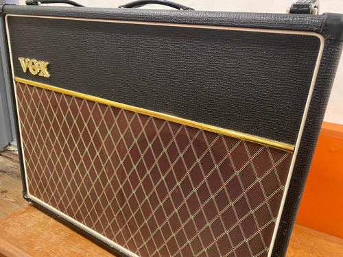 Amplificador Vox Ac 15 C2 Excelente Estado