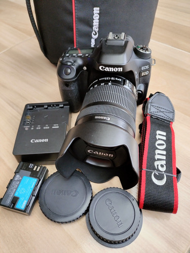 Canon 80d Con Lente 18- 135 Con 11mil Obturaciones 