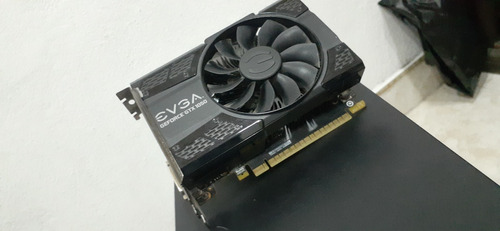 Placa Grafica Nvidia Evga Geforce Gtx 1050 Ti