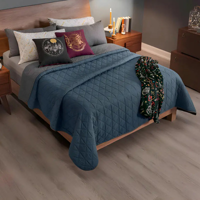 Edredón Queensize Cobalto Ligero 2 Vista Azul \u002F Gris Vianney Color Azul Oscuro Diseño De La Tela Liso | Envío gratis