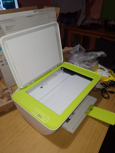 Vendo Impresora Hp Deskjet 2135. Excelente Estado.