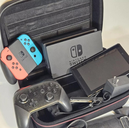 Nintendo Switch Con Todos Sus Accesorios