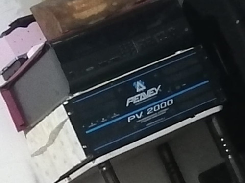 Amplificador Peavey Pv2000