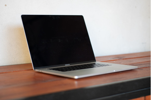Macbook 16-inch 2019