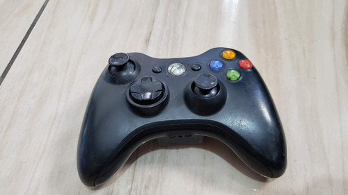 Controle Xbox 360 Sem A Tampa E Analógico Agarrando