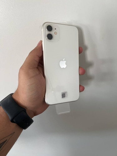 iPhone 11 Apple (64gb) Branco Tela 6,1  4g Câmera 12mp Ios