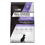 Alimento Vitalcan Balanced Ex. Recipe Pollo Gato Adulto 7,5k