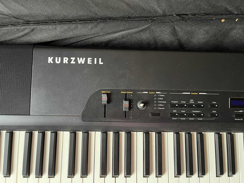 Piano Electrónico Kurzweil