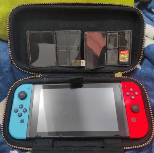 Nintendo Switch + Estuche Original Zelda Botw + Juego Zelda 