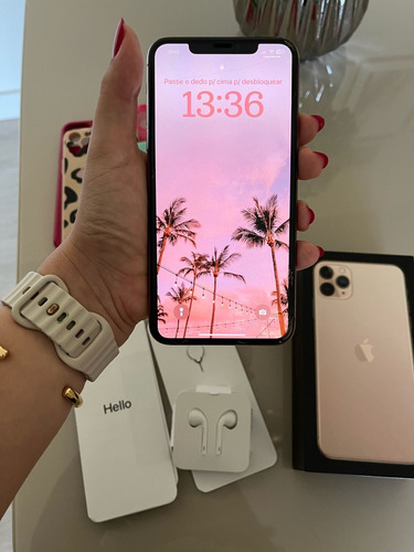 iPhone 11 Pro Max 64 Gb Dourado