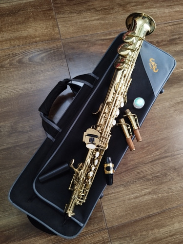 Sax Soprano Quasar Sib Semi-novo, Impecável Bleck Friday.