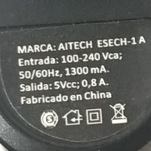 Cargador De Batería De Selulares Aitech,entra 100-240-1300ma