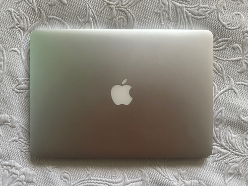 Apple Macbook Pro 13 Retina Early 2015 500gb Core I7 3,1 Ghz