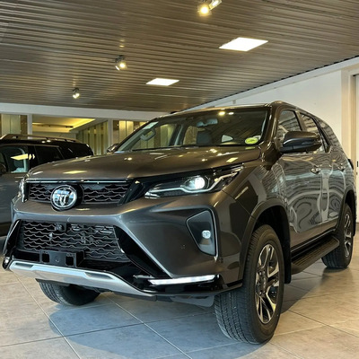 Toyota Sw4 2.8 Tdi A\u002Ft6 7asientos Srx 4x4 0km My2026 | MercadoLibre