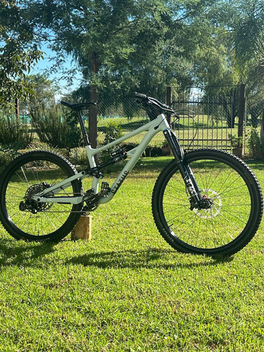 Bicicleta Specialized Status 160 Talle S3