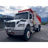 Freightliner M2 106 2014