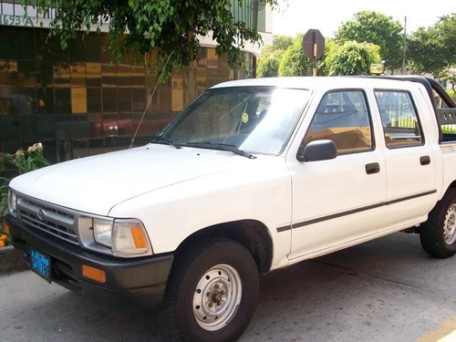 Cocuyo Toyota Hilux 1995 - 1999 Gris Derecho 4x2 Foto 6