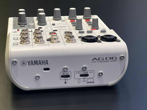 Console Yamaha Ag06 De Mistura 110v/220v