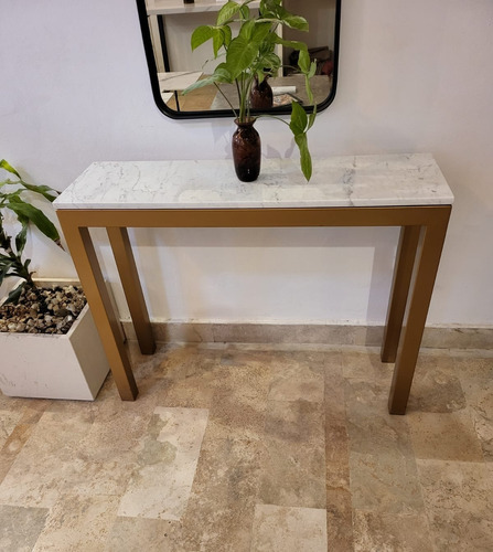 Recibidor 100x30cm Mármol Carrara Base Hierro. Sale