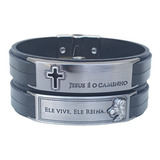 Combo 2 Pulseiras Masculina Jesus É O Caminho Ele Vive Reina