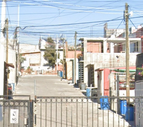 Casa En Remate Bancario En Cañada De Las Limas, Cañada De Las Flores, Tijuana, Mex. (65% Debajo De Su Valor Comercial, Solo Recursos Propios, Unica Oportunidad) -ijmo2