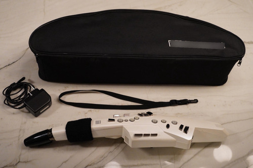 Sax Midi - Roland Aerophone Ae-10 - Novinho - Muitos Timbres