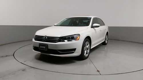 Volkswagen Passat 2.5 Sportline Tiptronic