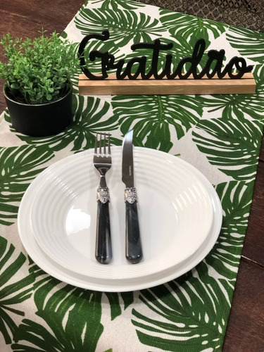 2 Trilhos Caminhos De Mesa Estampado 1,45 X 0,45 - O Par