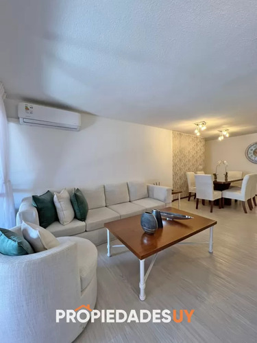 Apartamento En Venta En Brava Punta Del Este, 2 Dormitorios, 3 Baños - Imagen 2