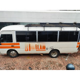 Toyota Coaster 26 Pasajeros