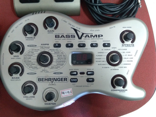 Bass V-amp Behringer Virtual Amplificador Menor Preço