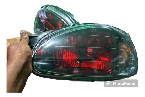 Faros Para Chevy C1 Fondo Rojo Por Par Envío Gratis 